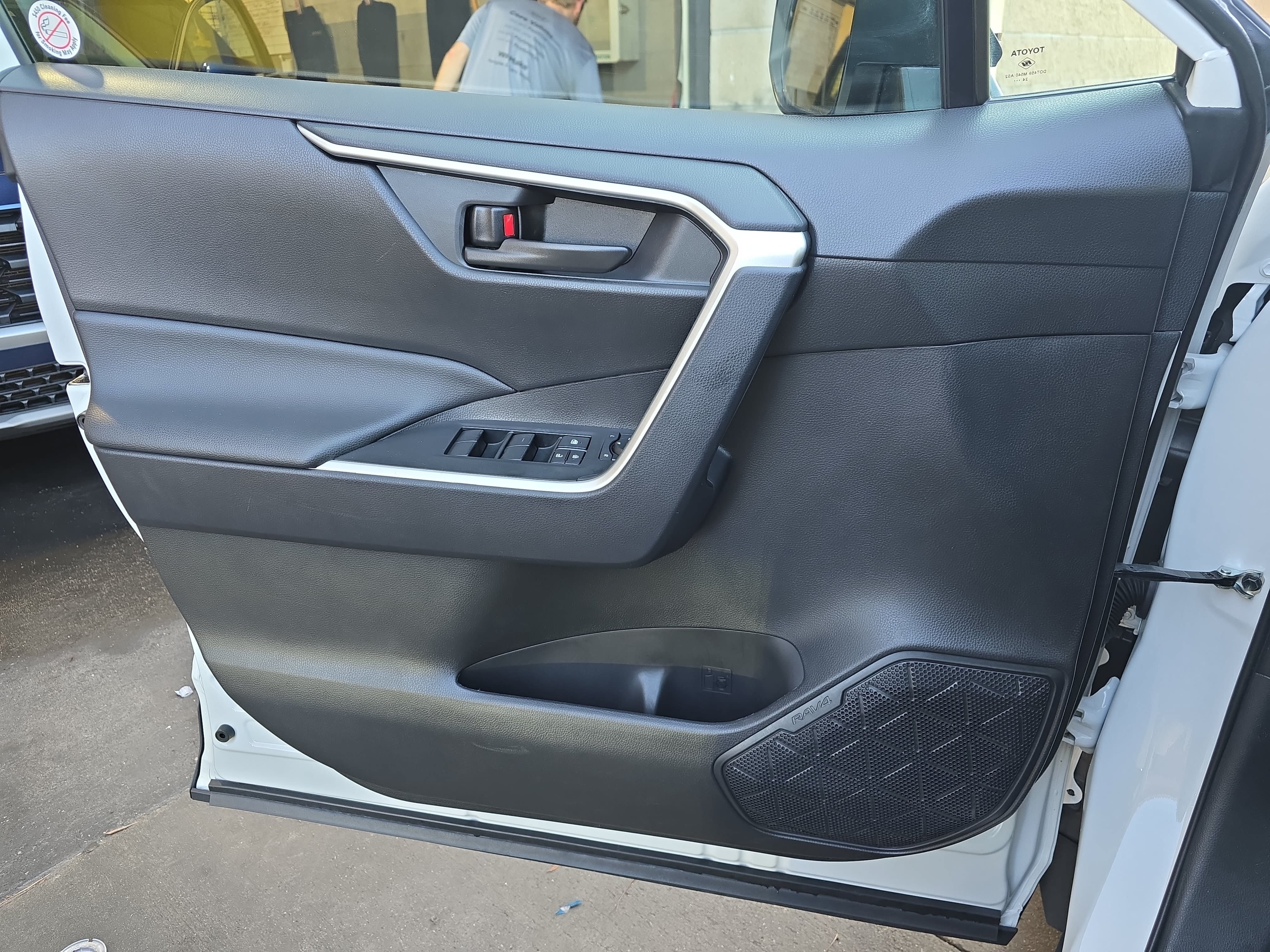 Certified 2025 Toyota RAV4 LE AWD/4WD image 25