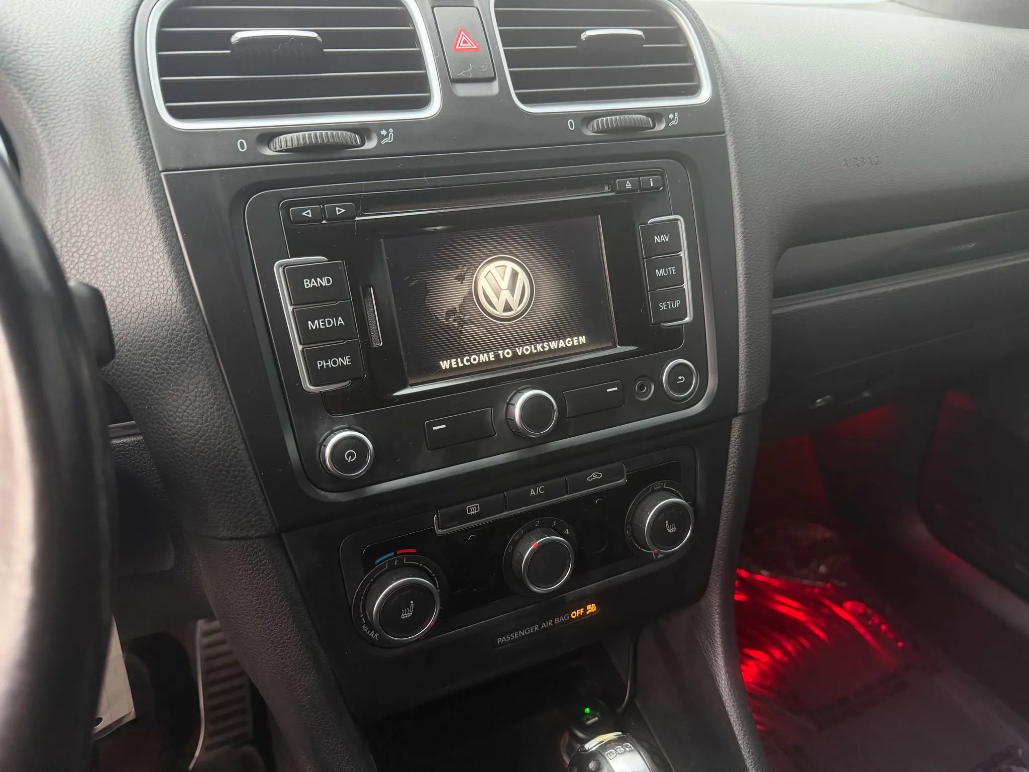 Used 2013 Volkswagen GTI Autobahn image 11