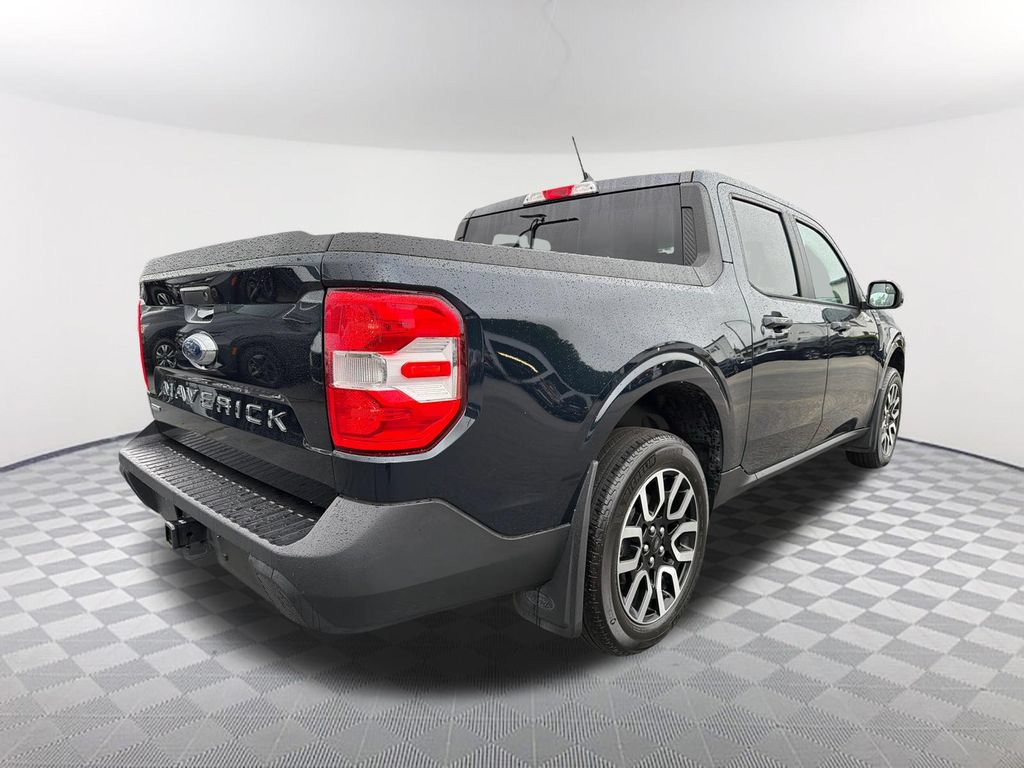 Used 2023 Ford Maverick Lariat FWD image 5