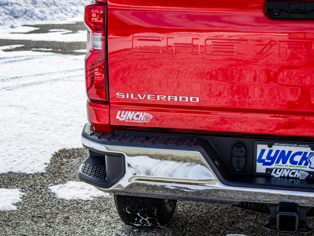 Used 2025 Chevrolet Silverado 2500 LT image 13