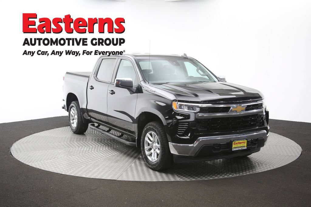 Used 2023 Chevrolet Silverado 1500 LT AWD/4WD image 52