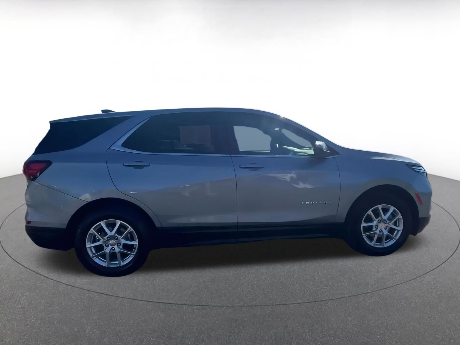 Used 2024 Chevrolet Equinox LT image 16