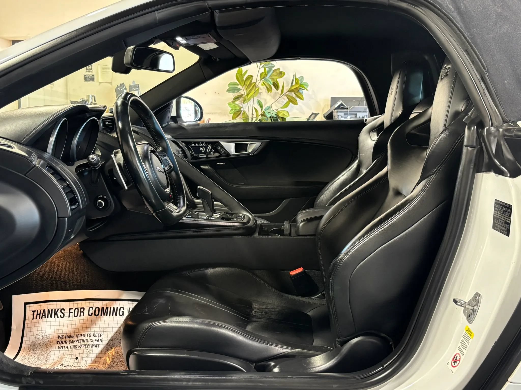 Used 2017 Jaguar F-TYPE R AWD/4WD image 20