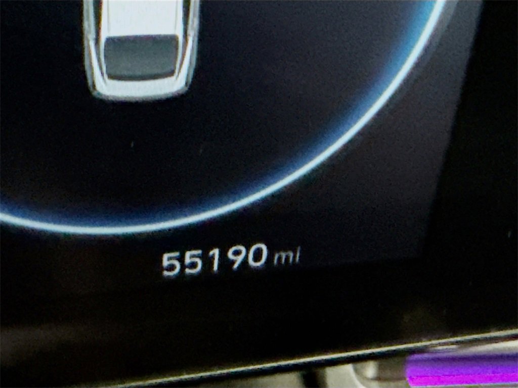 Certified 2022 Hyundai Elantra Limited w/ Cargo Package image 5