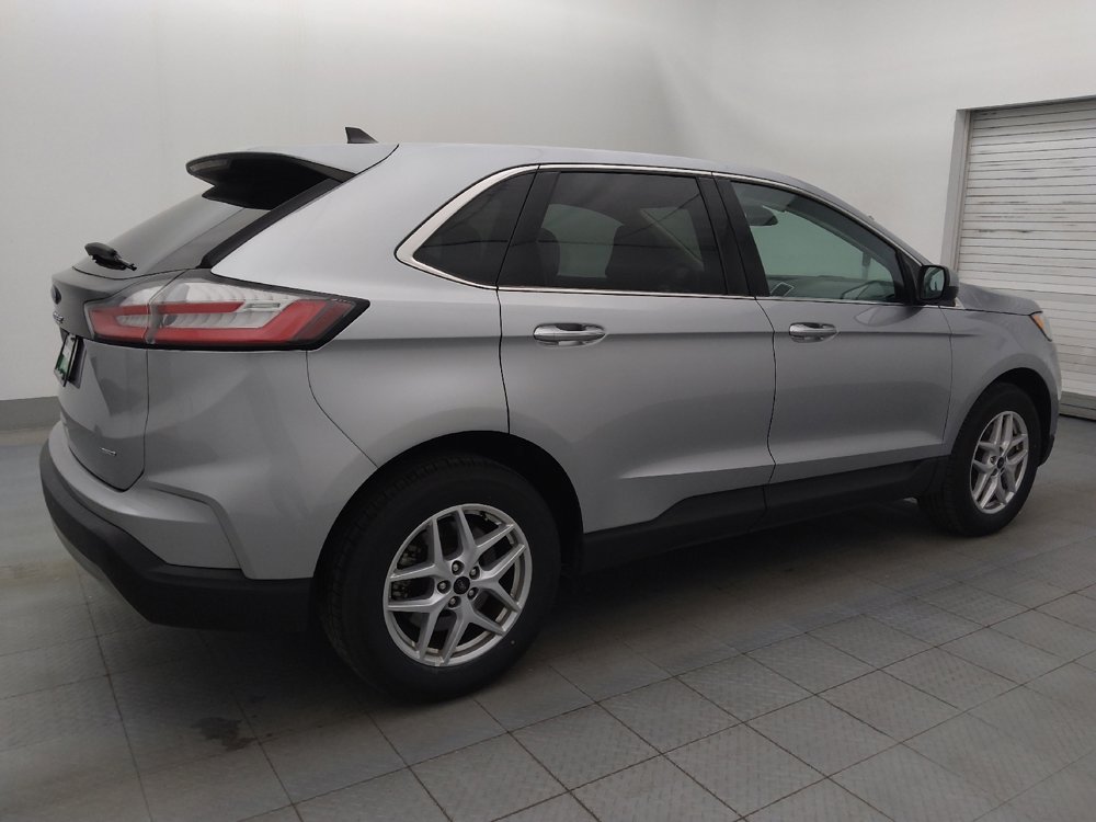 Used 2023 Ford Edge SEL image 10