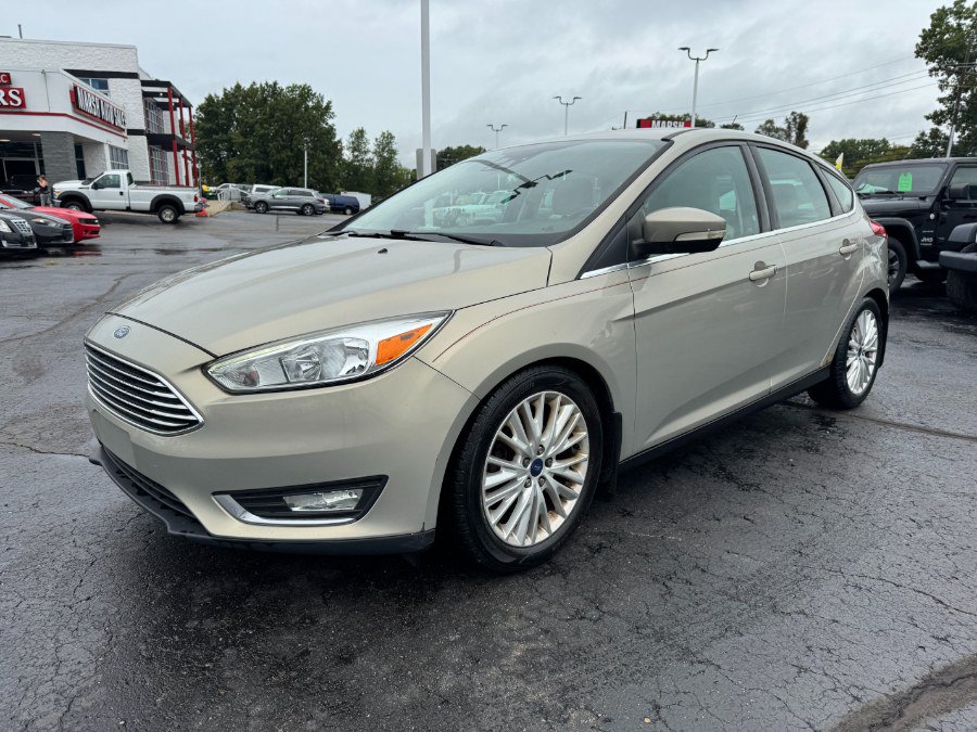Used 2016 Ford Focus Titanium w/ Titanium Technology Package