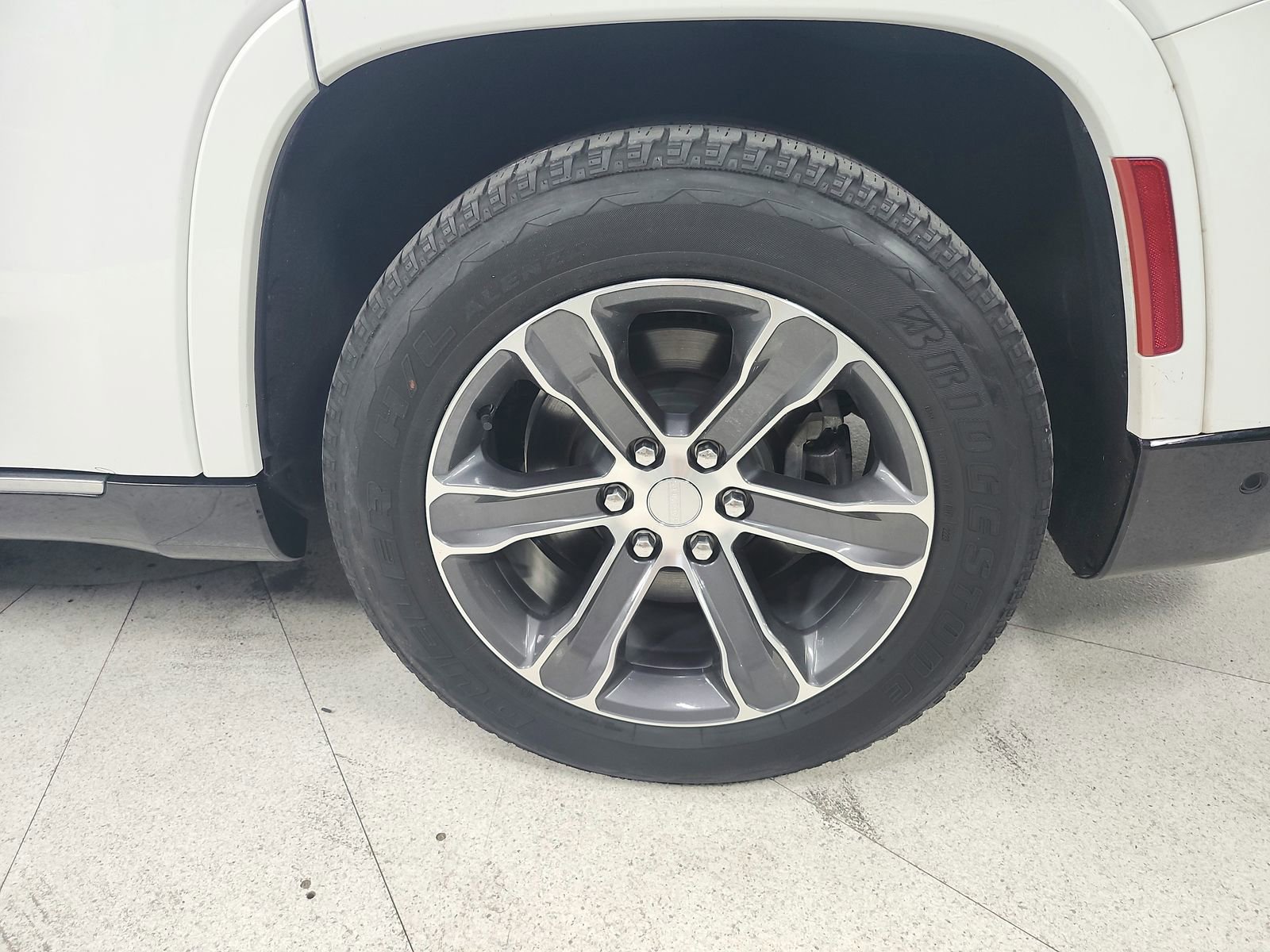 Used 2023 Jeep Grand Wagoneer 4WD image 46