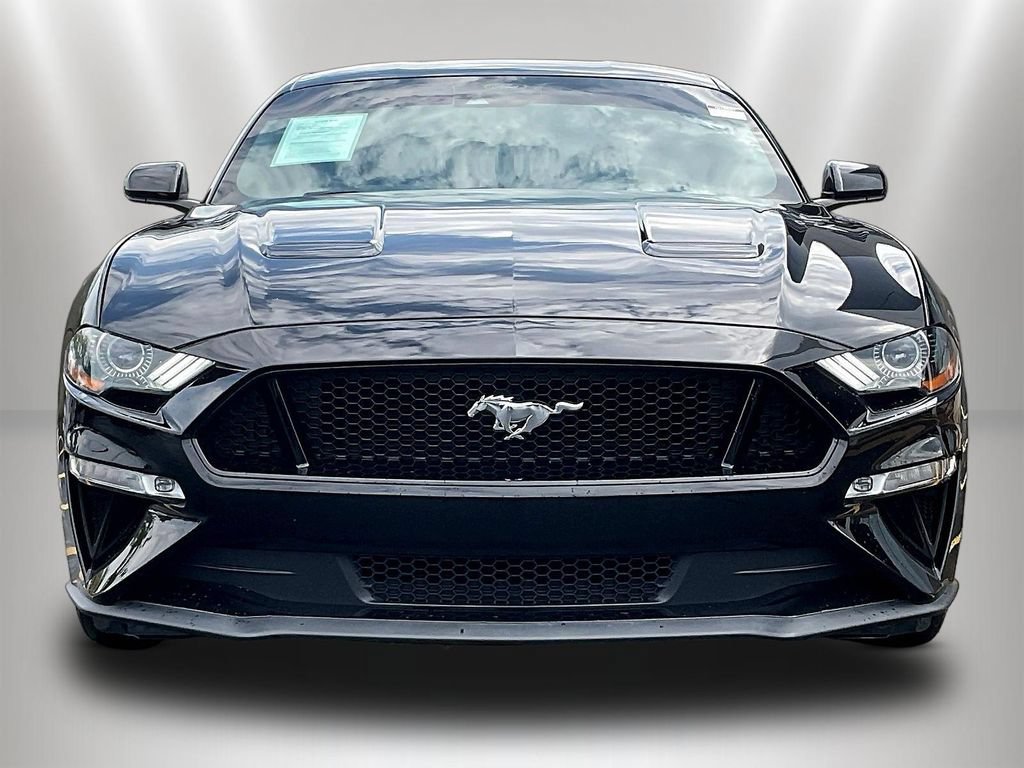 Used 2022 Ford Mustang GT RWD image 2