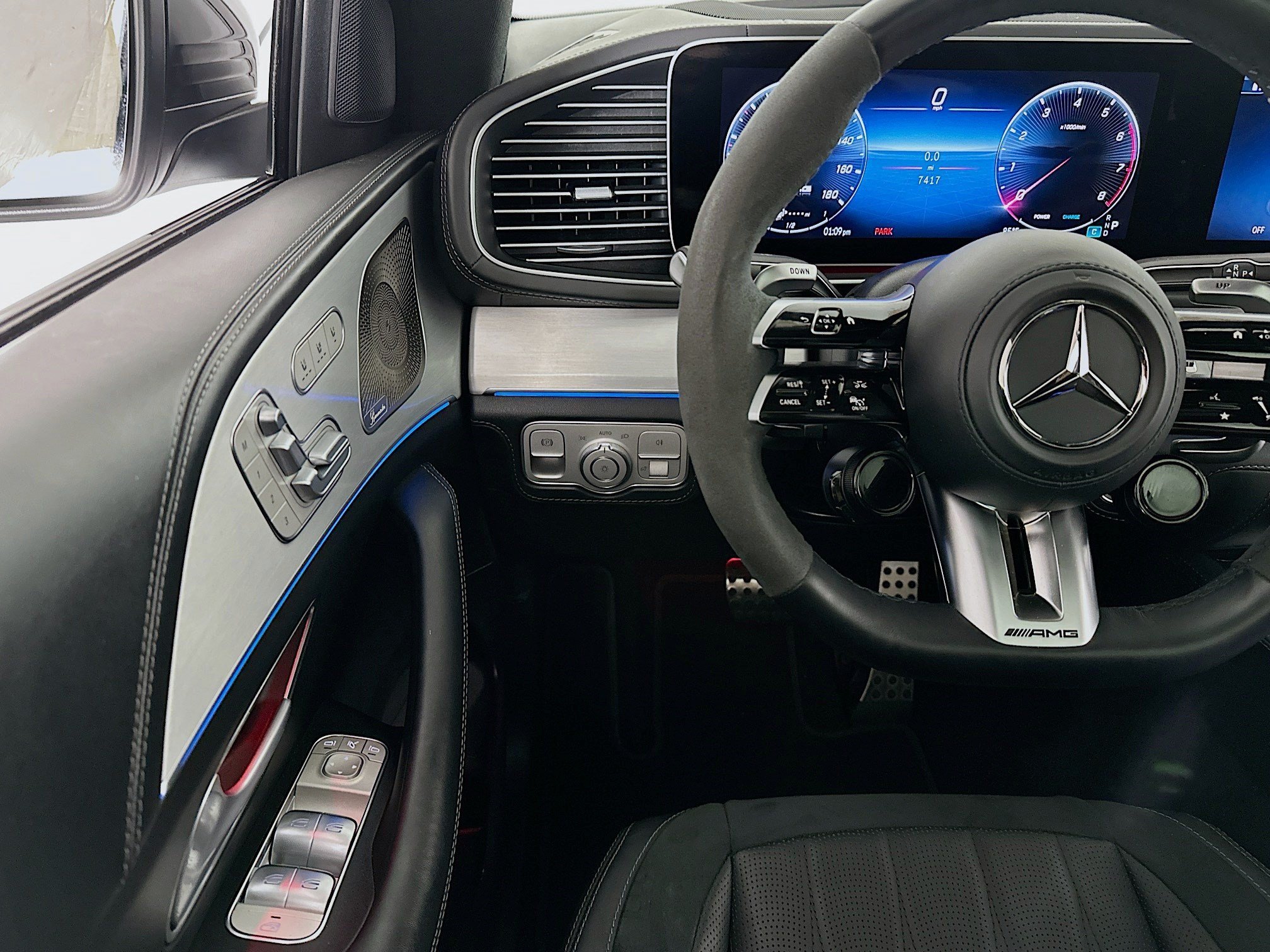 Used 2025 Mercedes-Benz GLE 53 AMG 4MATIC Coupe image 10