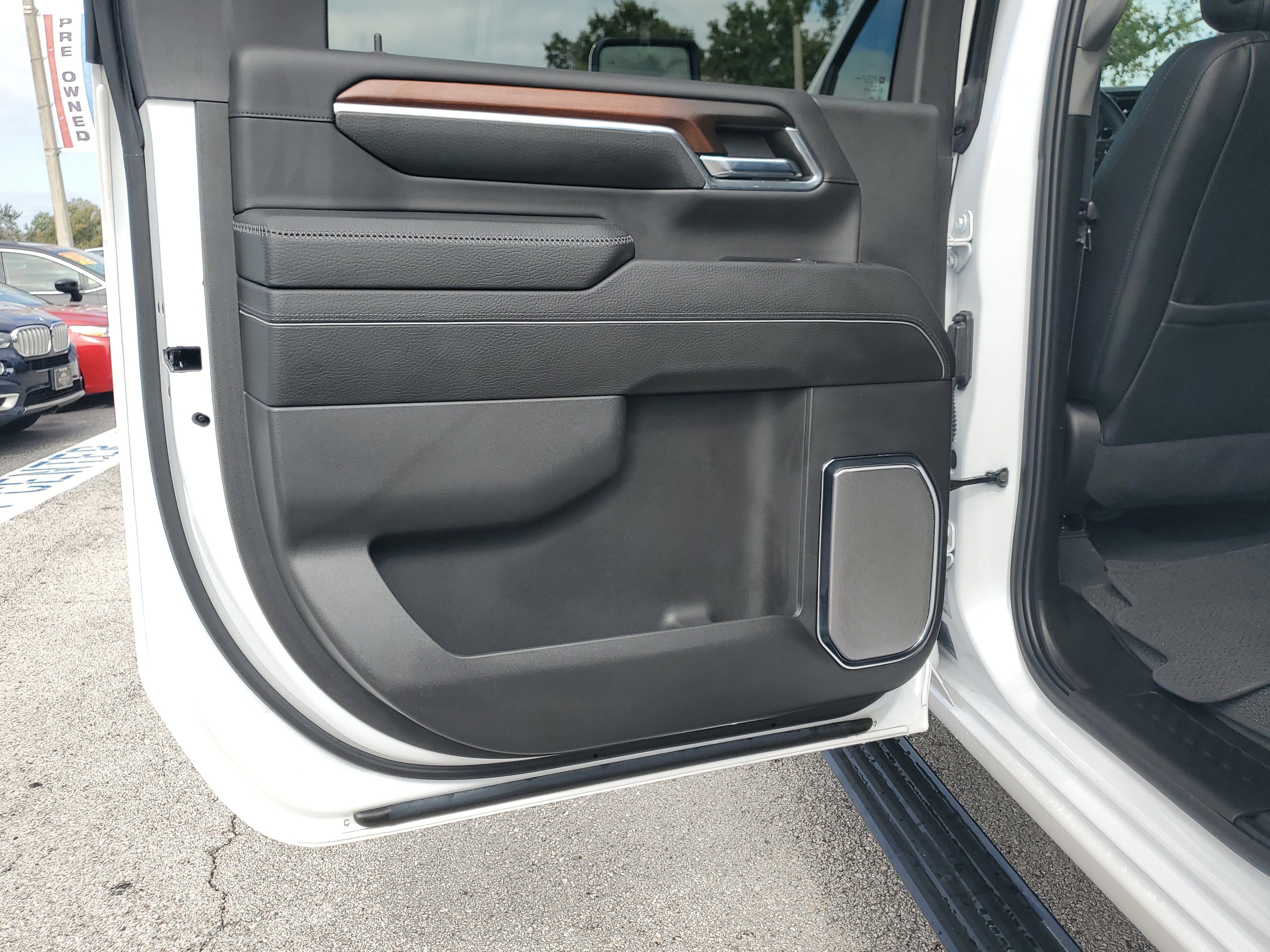 Used 2024 GMC Sierra 2500 Denali w/ Denali Reserve Package image 12