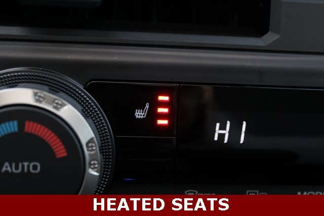 Used 2025 Toyota Tacoma Limited image 14