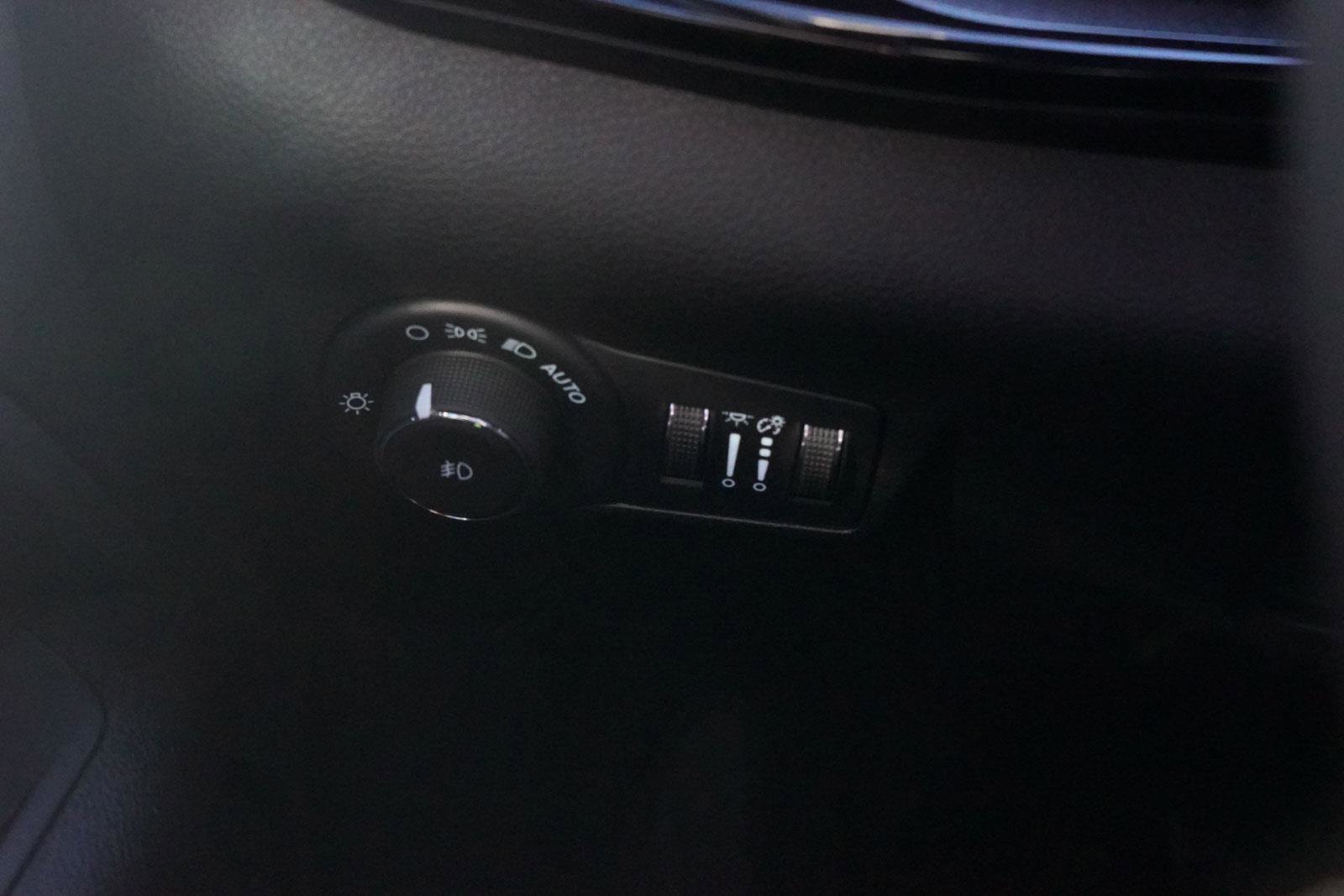 New 2026 Jeep Compass Limited image 45