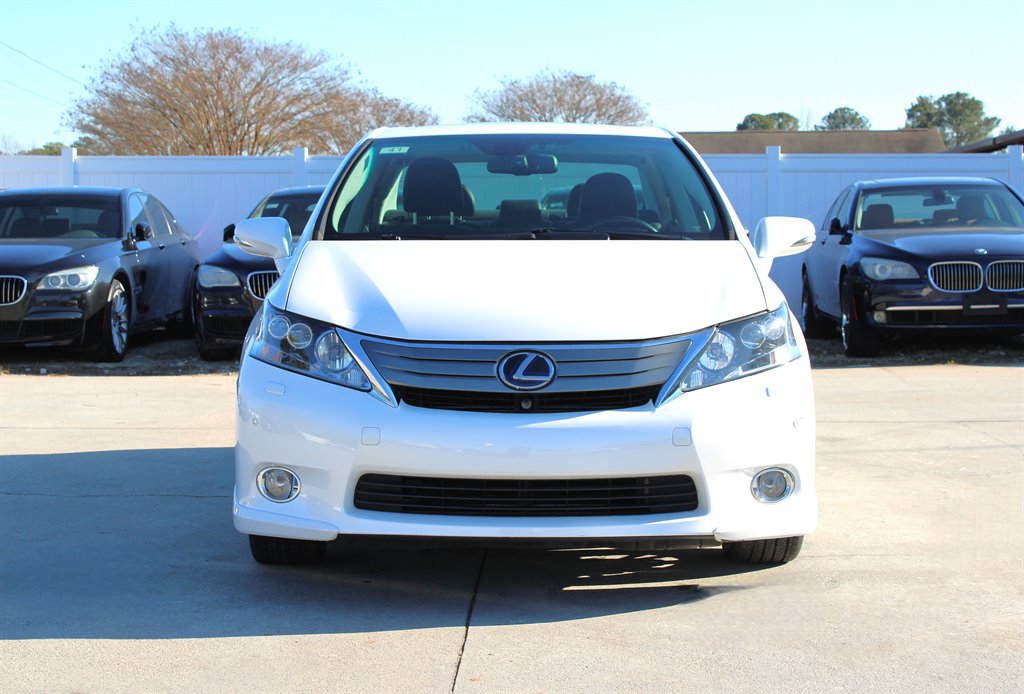 Used 2010 Lexus HS 250h Hybrid Premium image 2