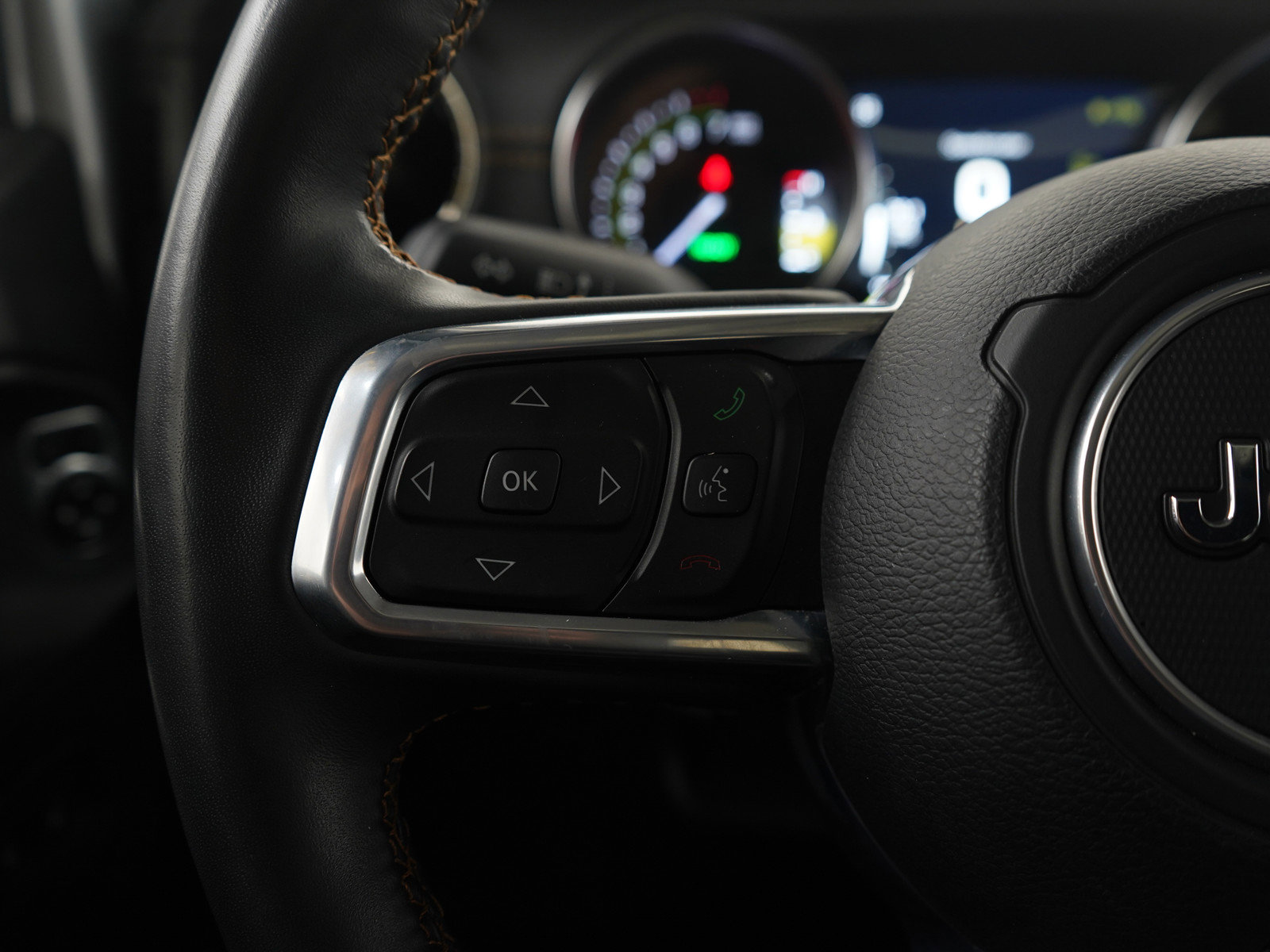 Used 2022 Jeep Wrangler Unlimited Sahara image 23