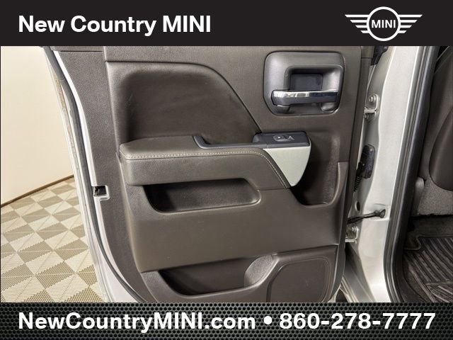 Used 2015 Chevrolet Silverado 2500 LT w/ LT Convenience Package image 18