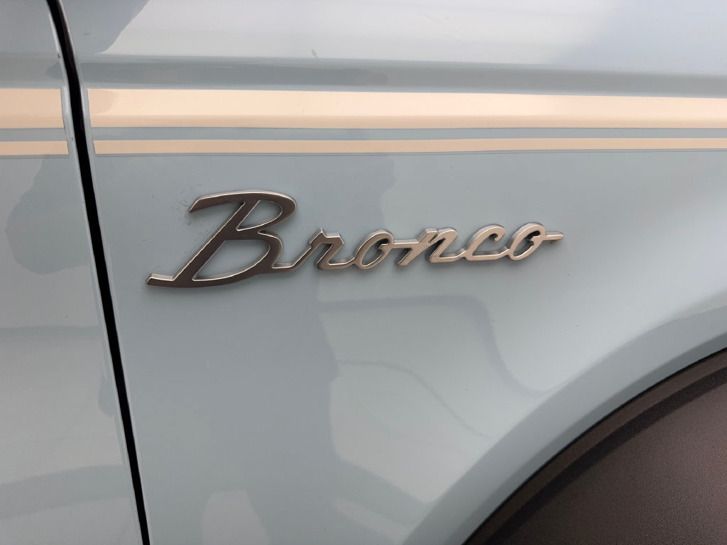 Used 2024 Ford Bronco Heritage Edition AWD/4WD image 26