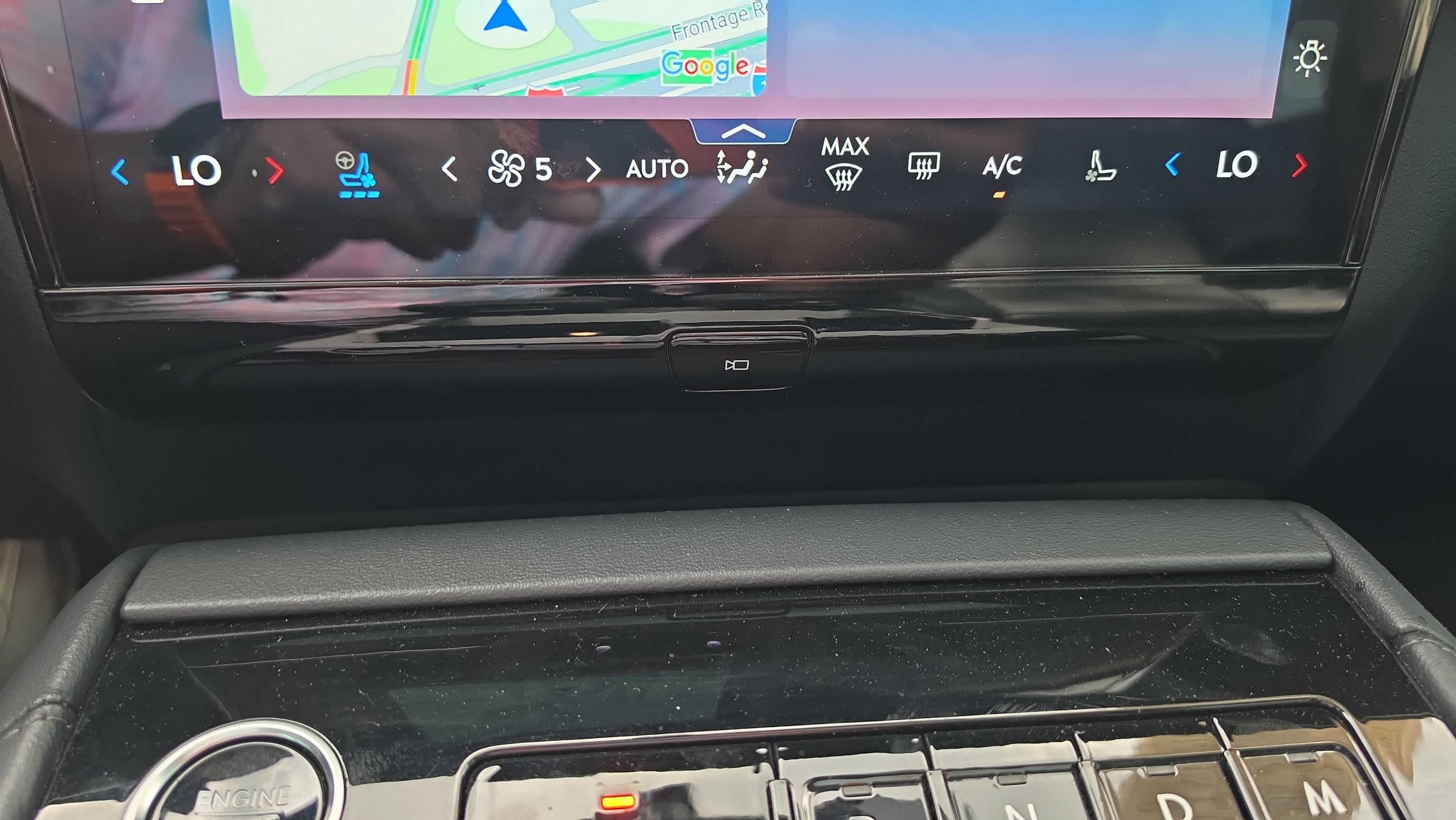 Used 2025 Lincoln Navigator Reserve AWD/4WD image 19