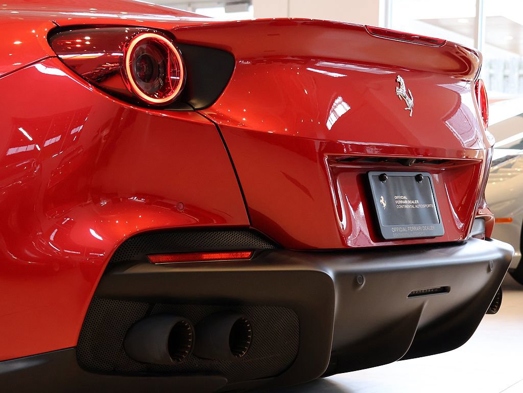 Certified 2022 Ferrari Portofino M RWD image 52