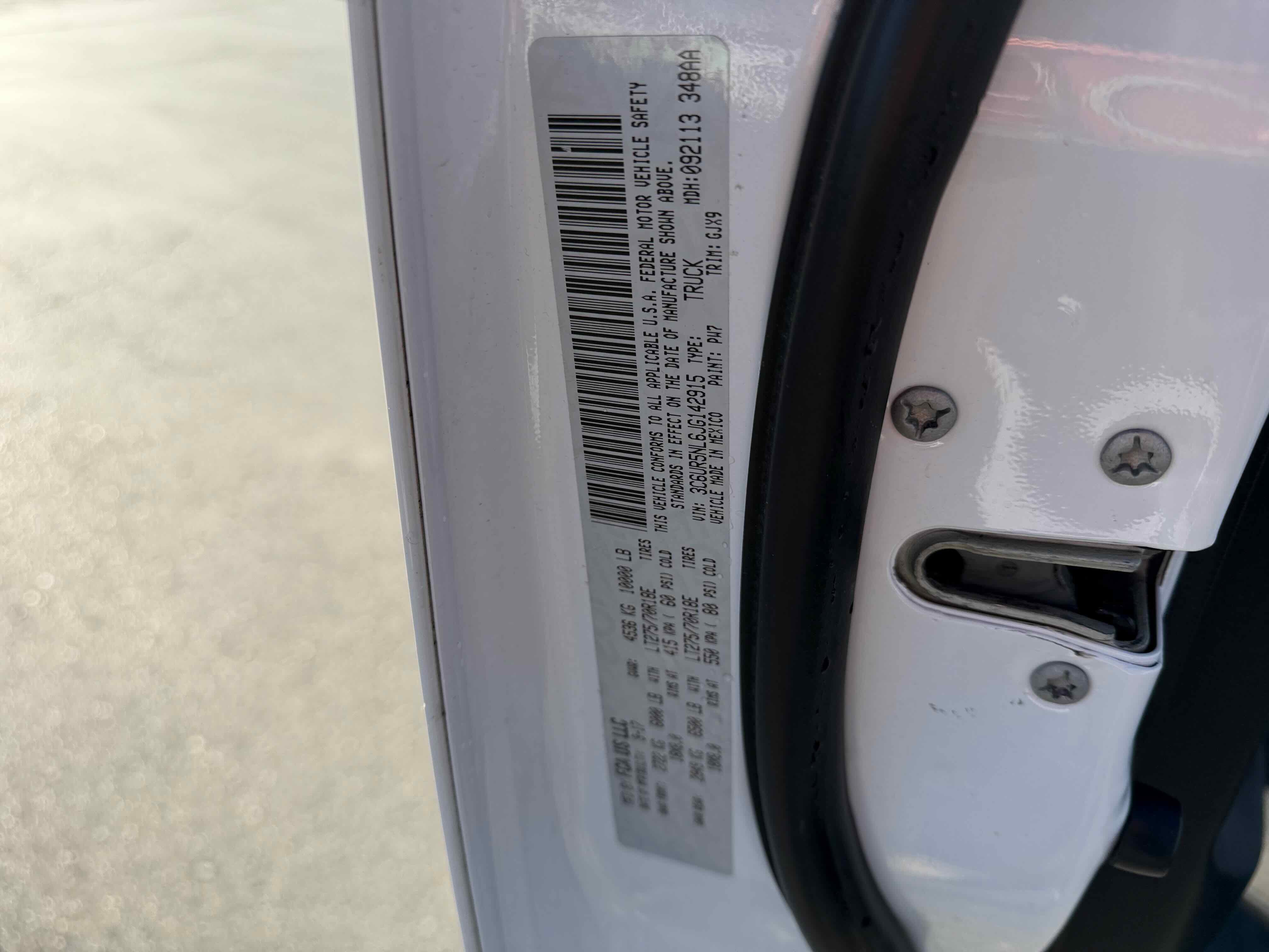 Used 2018 RAM 2500 Laramie w/ Convenience Group image 34