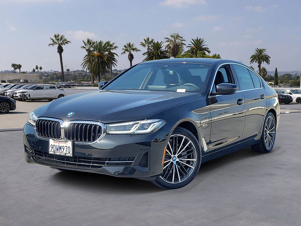 Used 2023 BMW 530e w/ Convenience Package