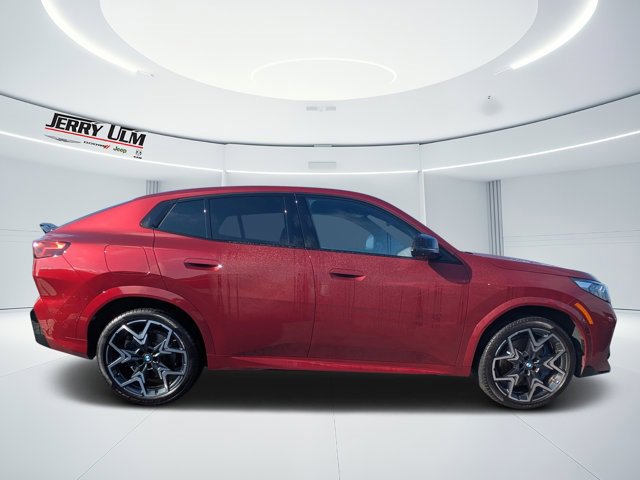 Used 2025 BMW X2 M35i image 2