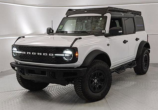 Certified 2024 Ford Bronco Wildtrak image 6