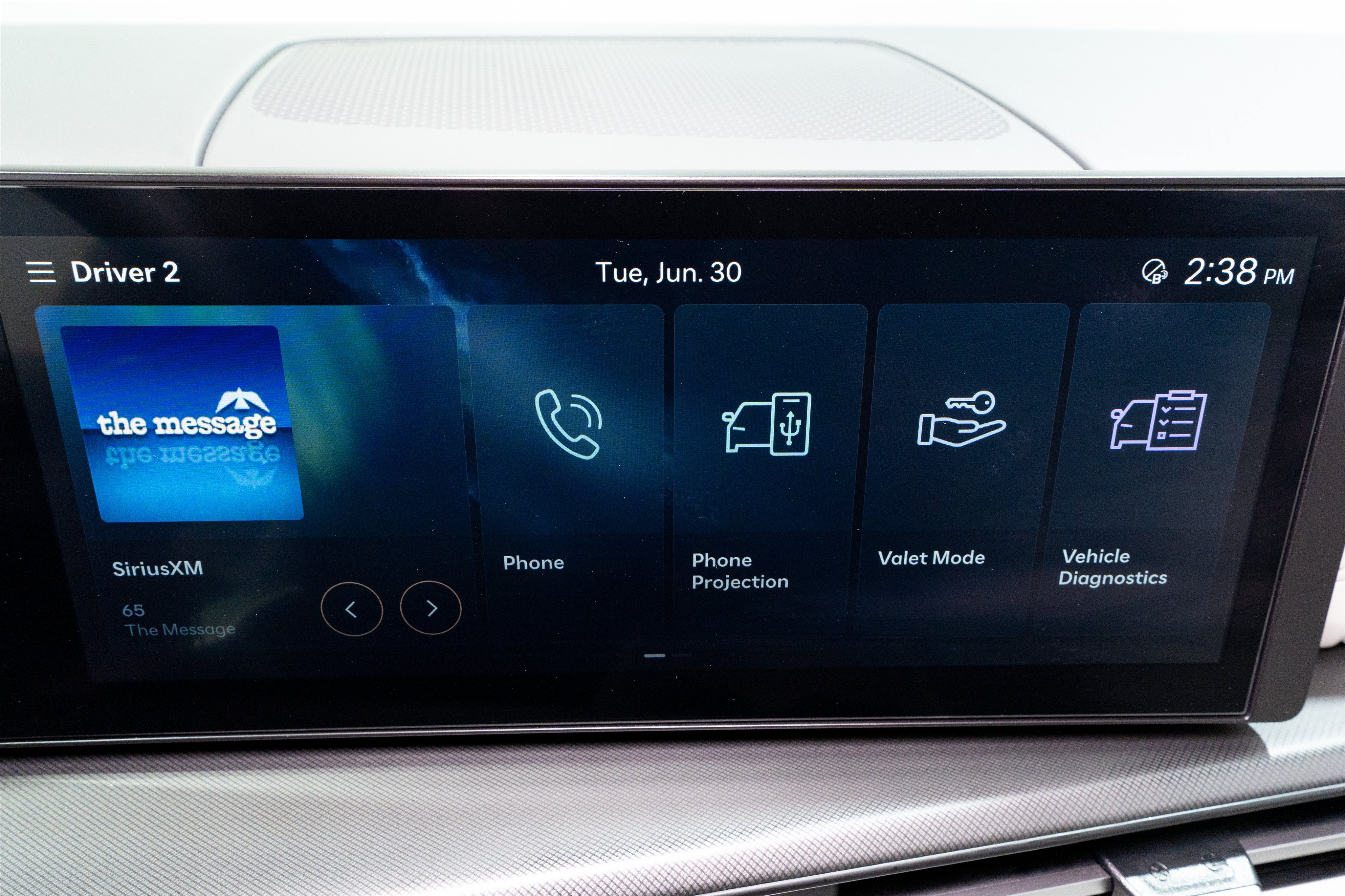 Used 2025 Hyundai Santa Fe SEL FWD image 16