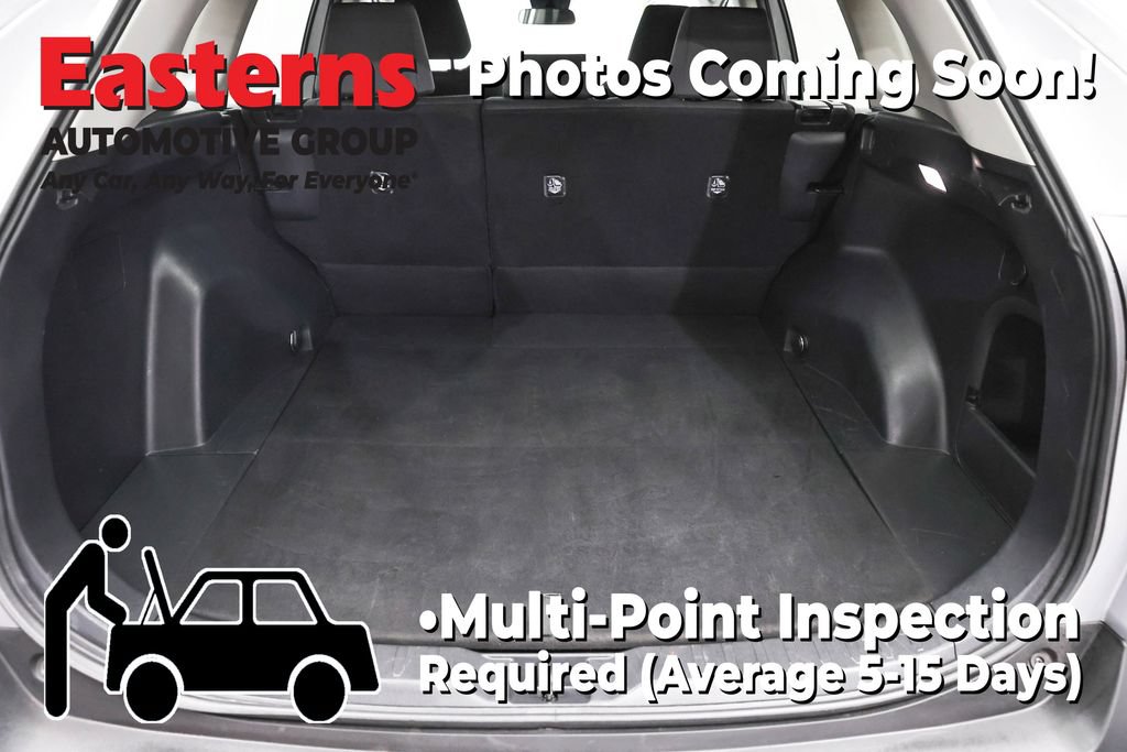 Used 2024 Toyota RAV4 XLE AWD/4WD image 9