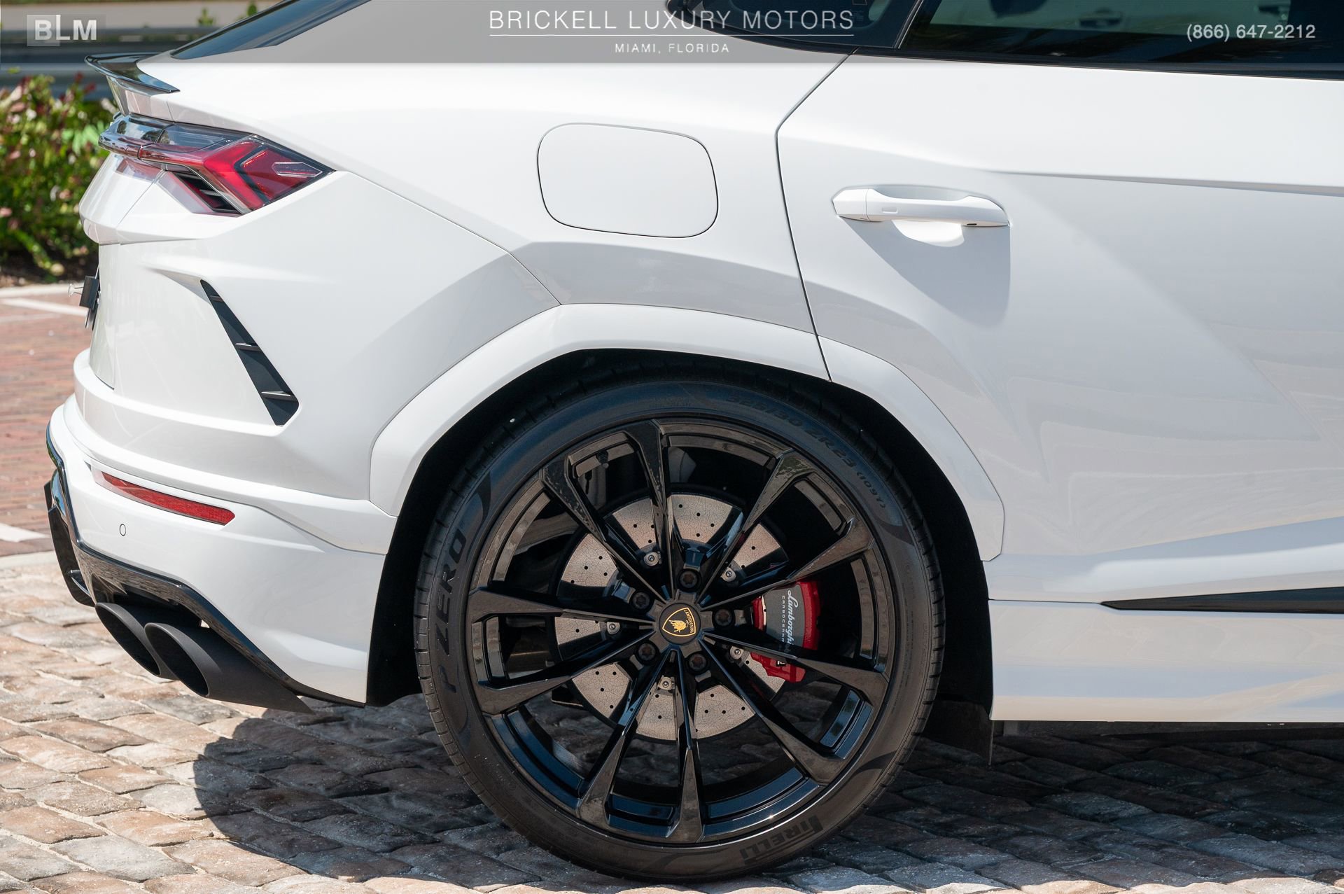 Used 2022 Lamborghini Urus image 46