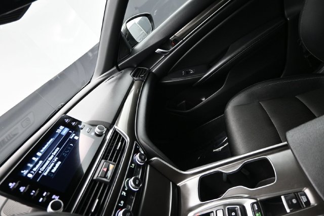 Used 2021 Honda Accord Sport image 16