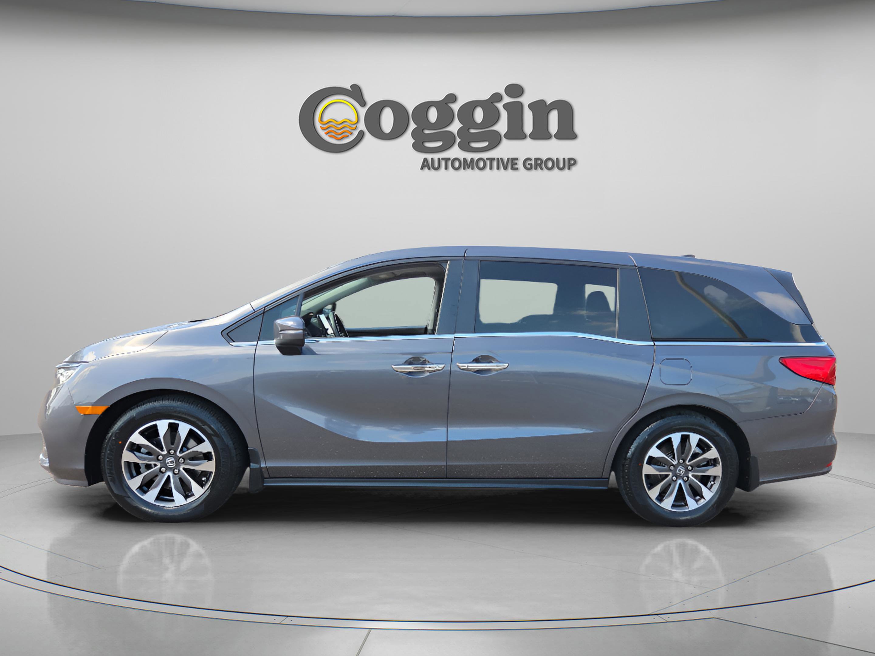 Certified 2023 Honda Odyssey EX-L image 3