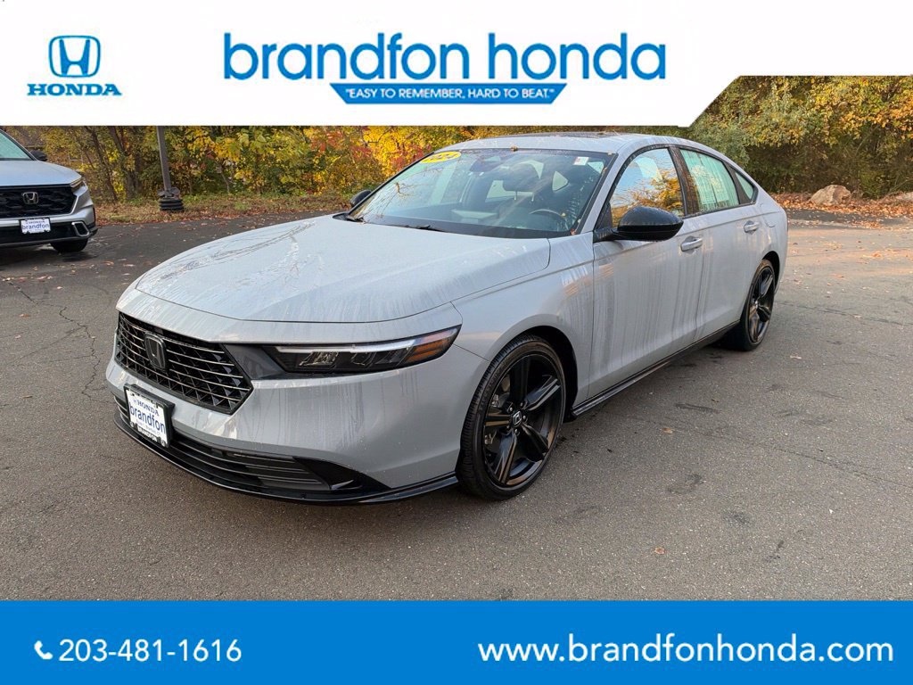 Used 2024 Honda Accord Sport image 3
