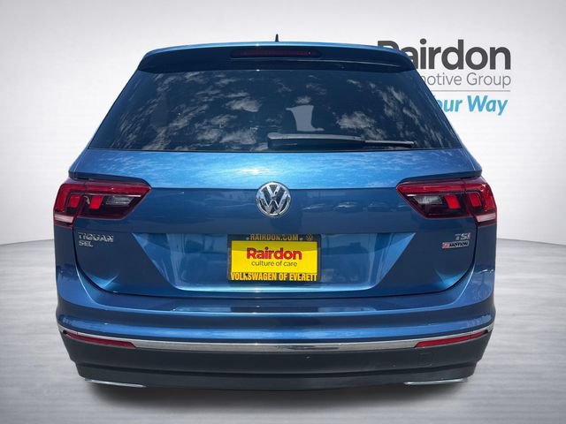Used 2018 Volkswagen Tiguan SEL AWD/4WD image 6
