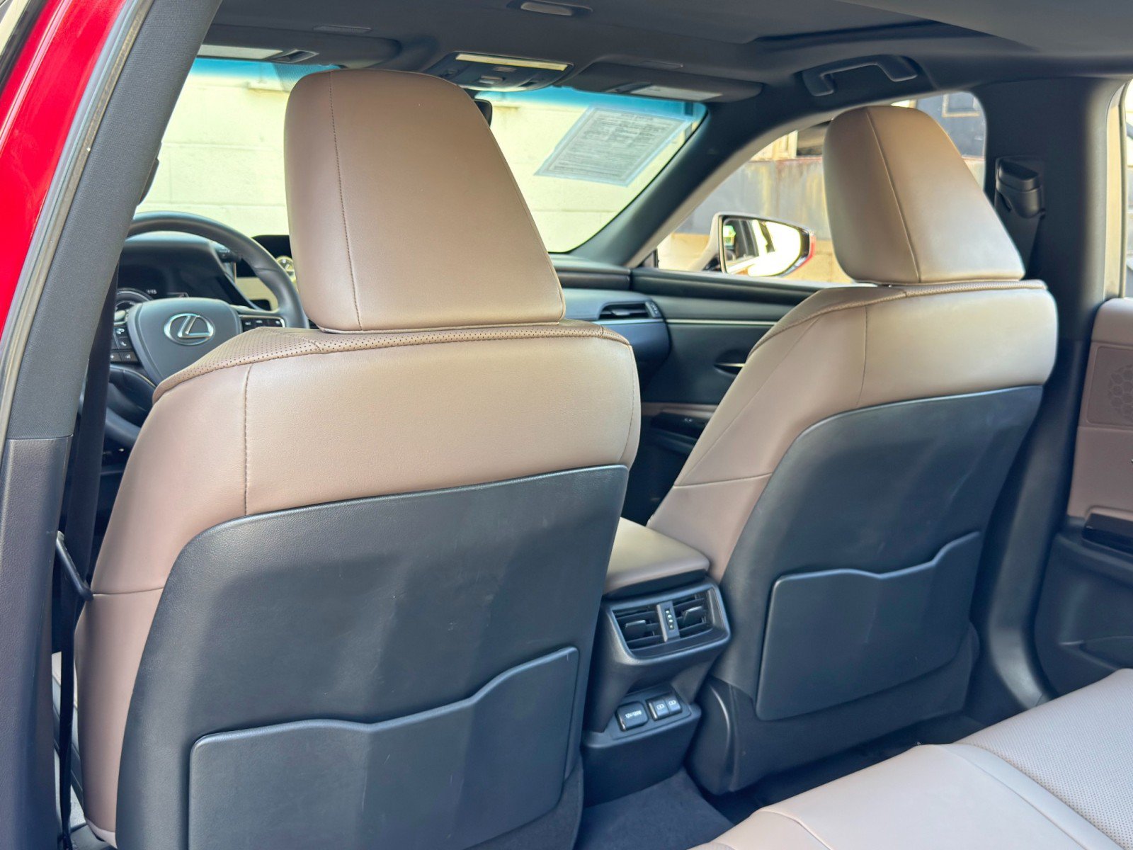 Used 2025 Lexus ES 300h w/ Premium Package FWD image 41