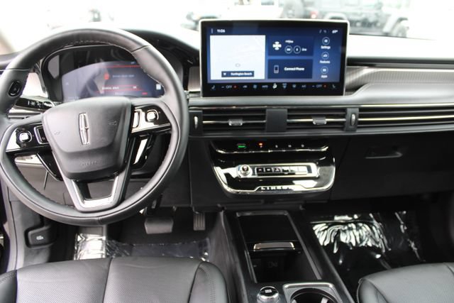 Used 2023 Lincoln Corsair Reserve FWD image 13