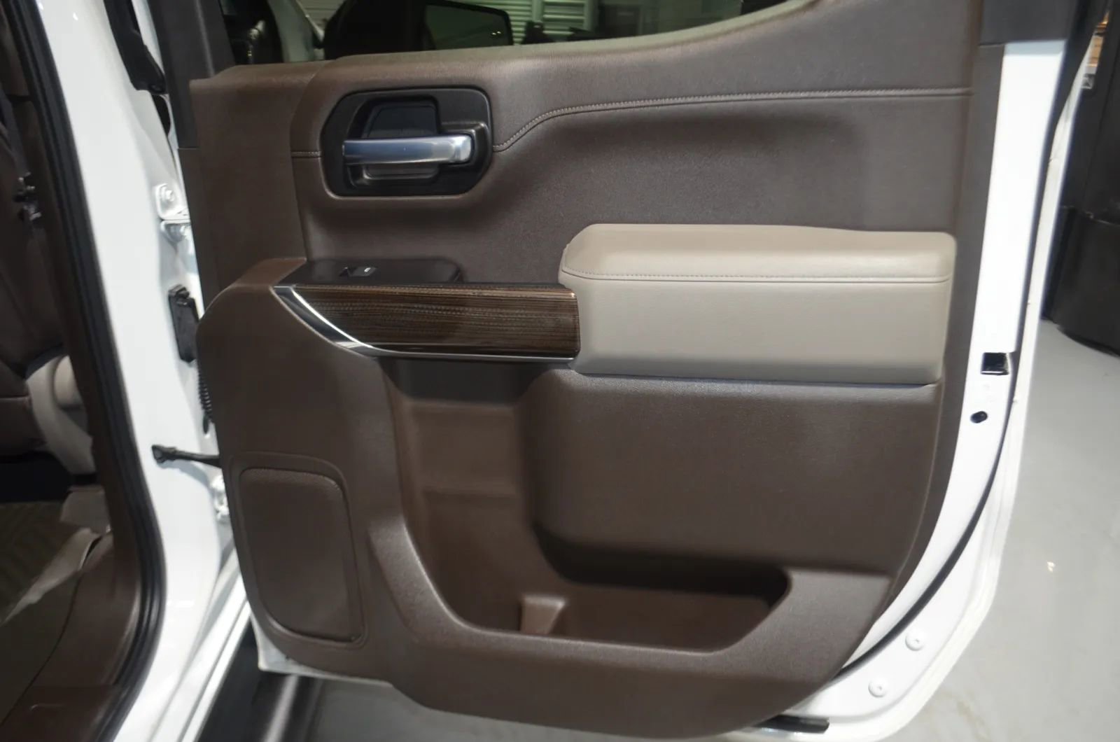 Used 2019 Chevrolet Silverado 1500 RST w/ All-Star Edition image 21