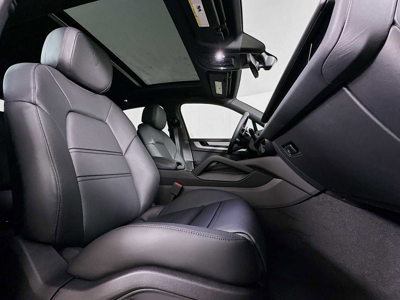 New 2026 Porsche Cayenne image 28