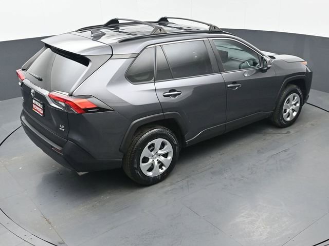 Used 2021 Toyota RAV4 LE AWD/4WD image 40