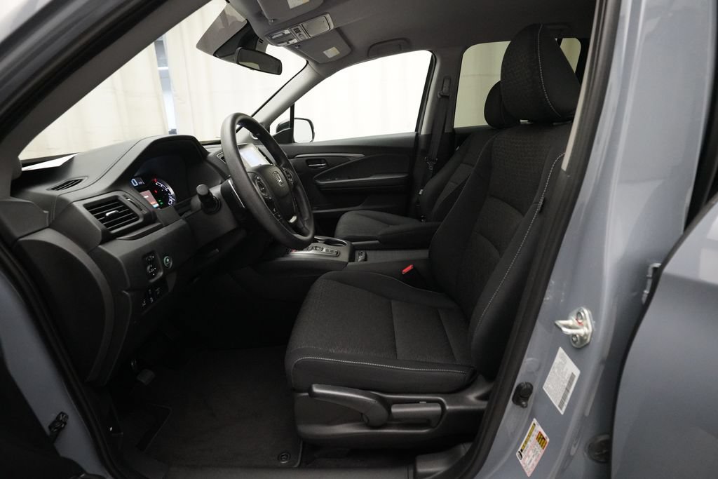 Used 2023 Honda Ridgeline Sport image 7