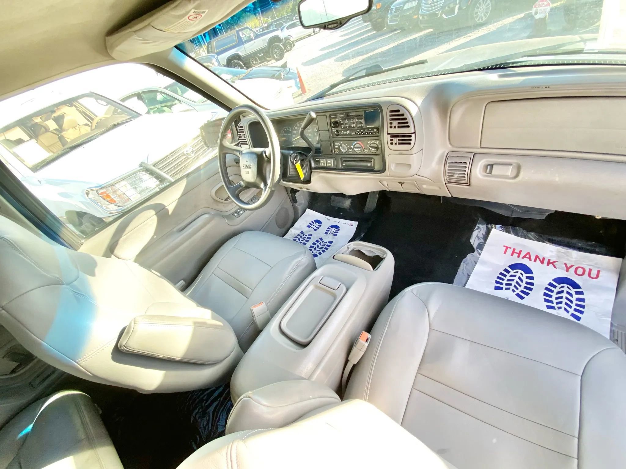 Used 1999 Chevrolet Tahoe Z71 w/ Preferred Equipment Group image 11