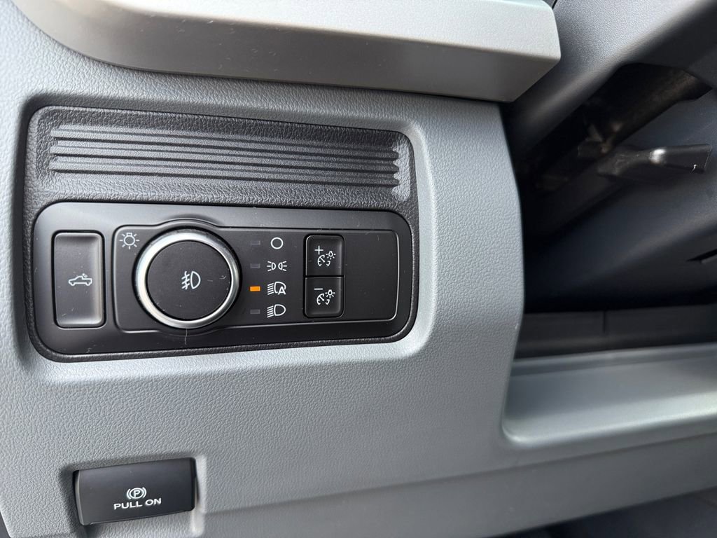 Used 2025 Ford F250 XL w/ STX Appearance Package image 21