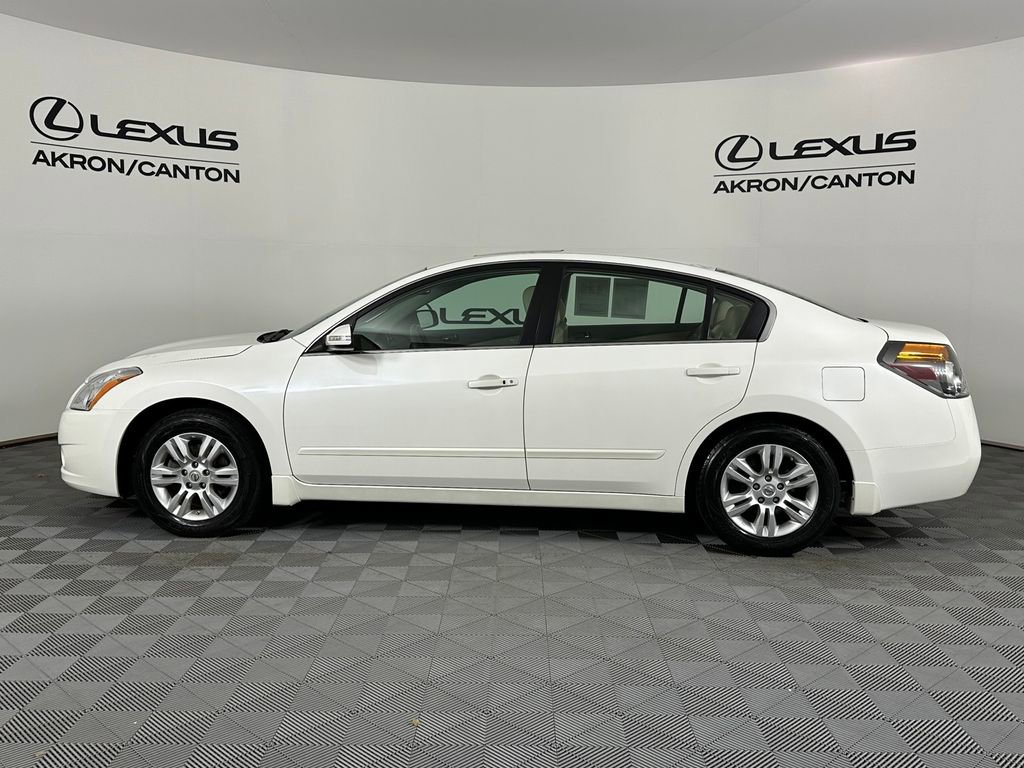 Used 2010 Nissan Altima 2.5 SL w/ SL Pkg image 9