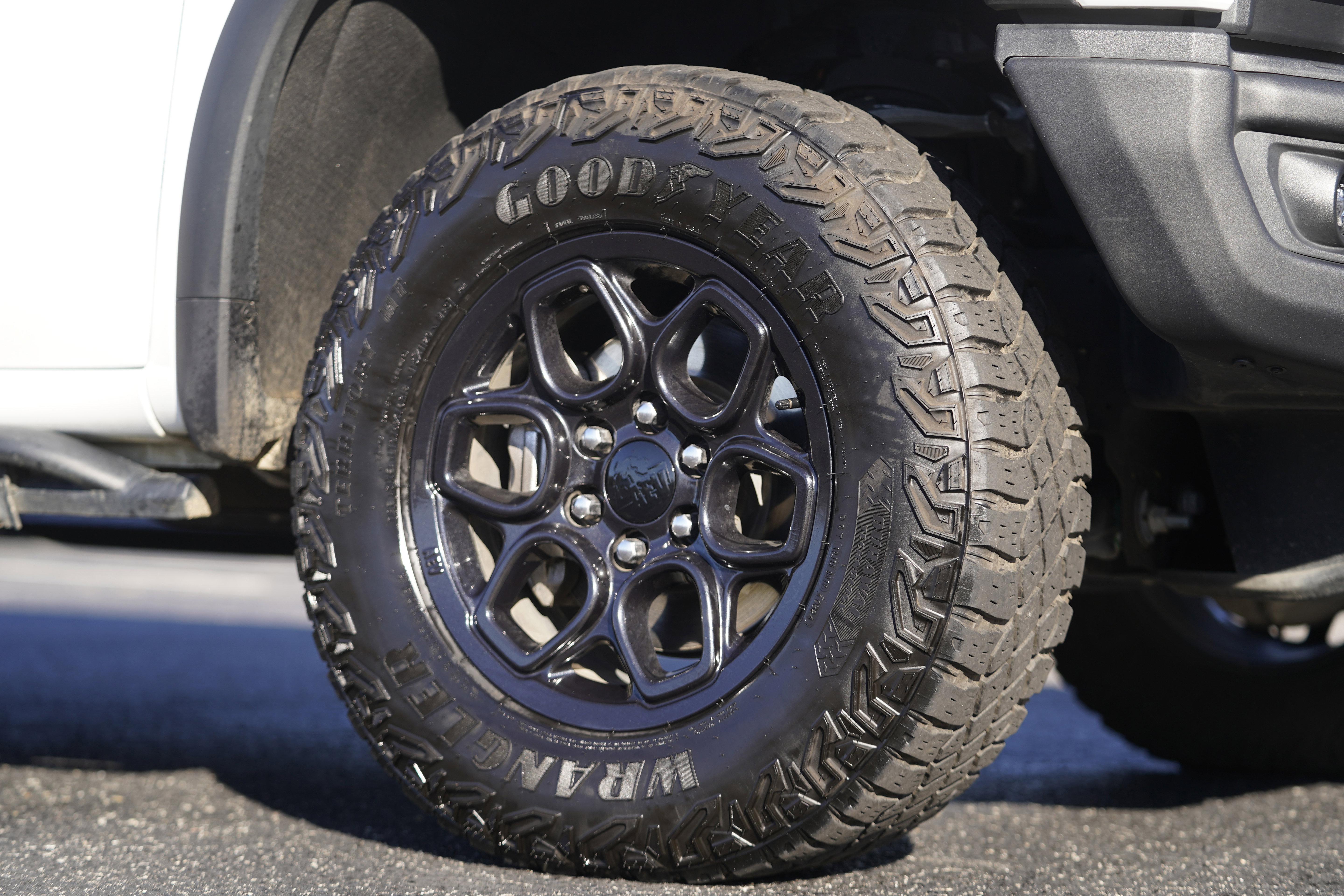 Used 2024 Chevrolet Silverado 1500 ZR2 w/ ZR2 Bison Edition image 54