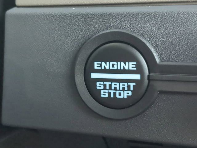 New 2025 Ford Bronco Outer Banks w/ Sasquatch Package image 14