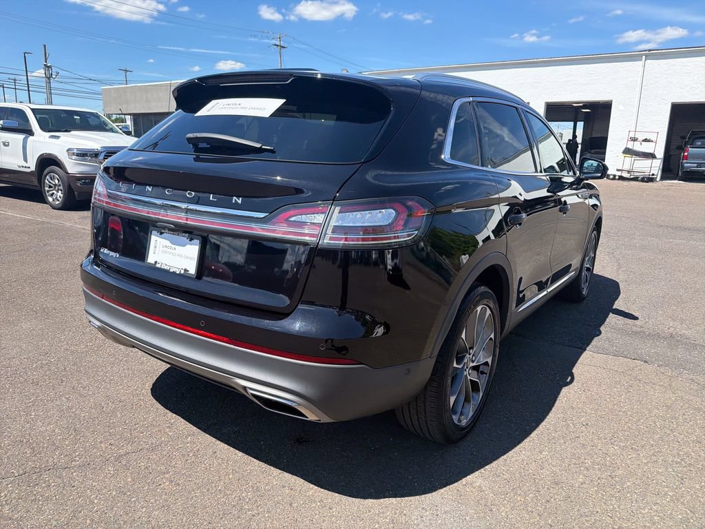 Certified 2022 Lincoln Nautilus Reserve AWD/4WD image 5