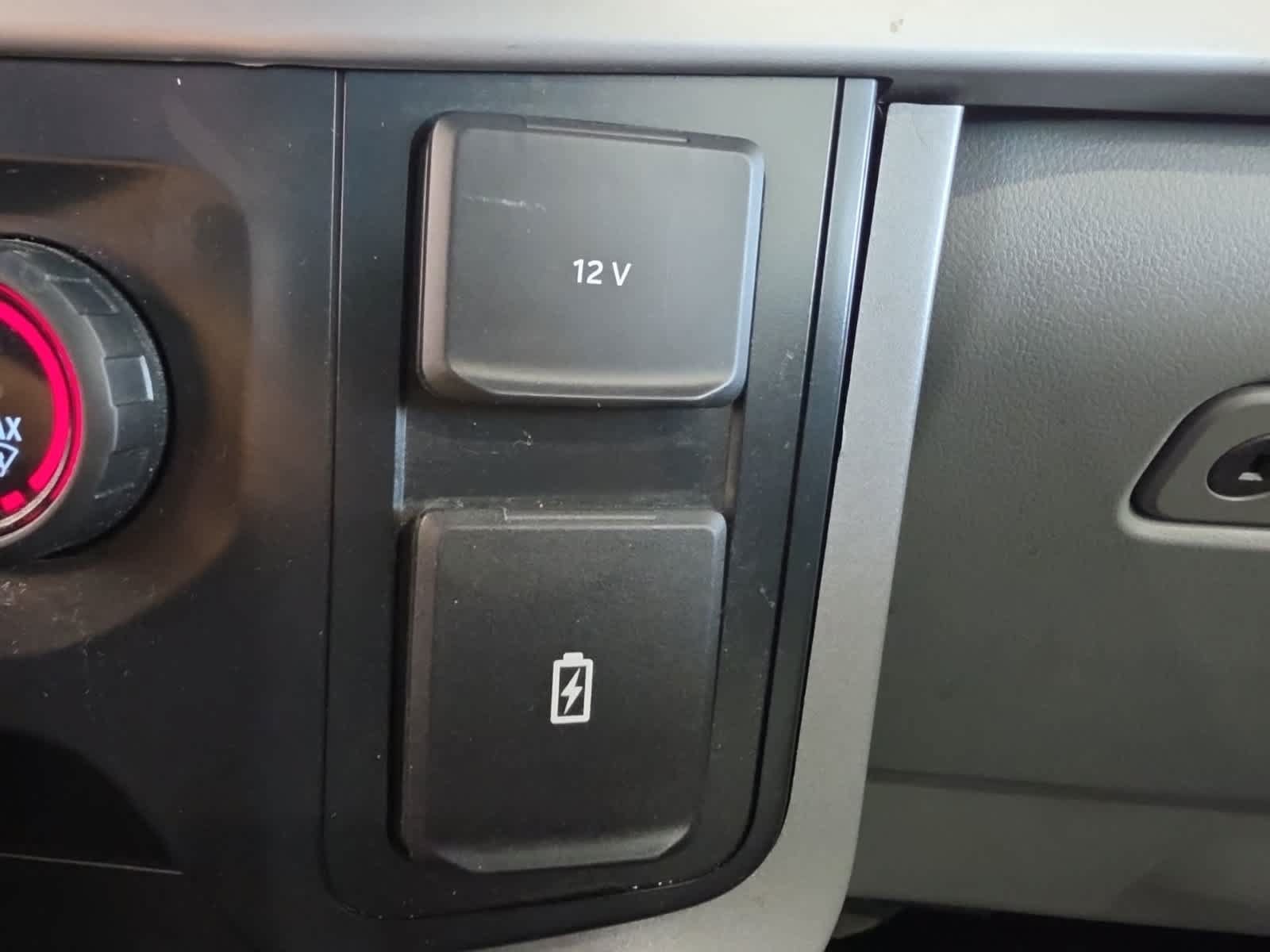 Used 2023 Ford F150 XLT AWD/4WD image 32