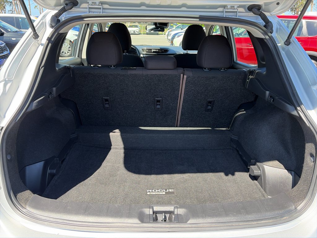 Used 2020 Nissan Rogue Sport S FWD image 17