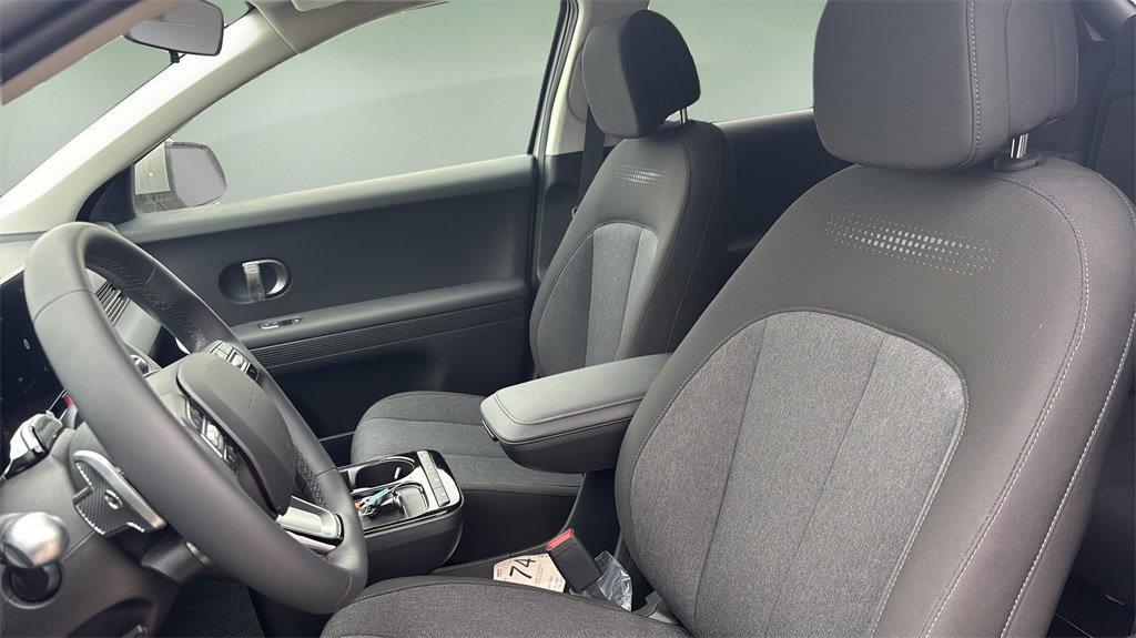 Certified 2025 Hyundai Ioniq 5 SE image 14