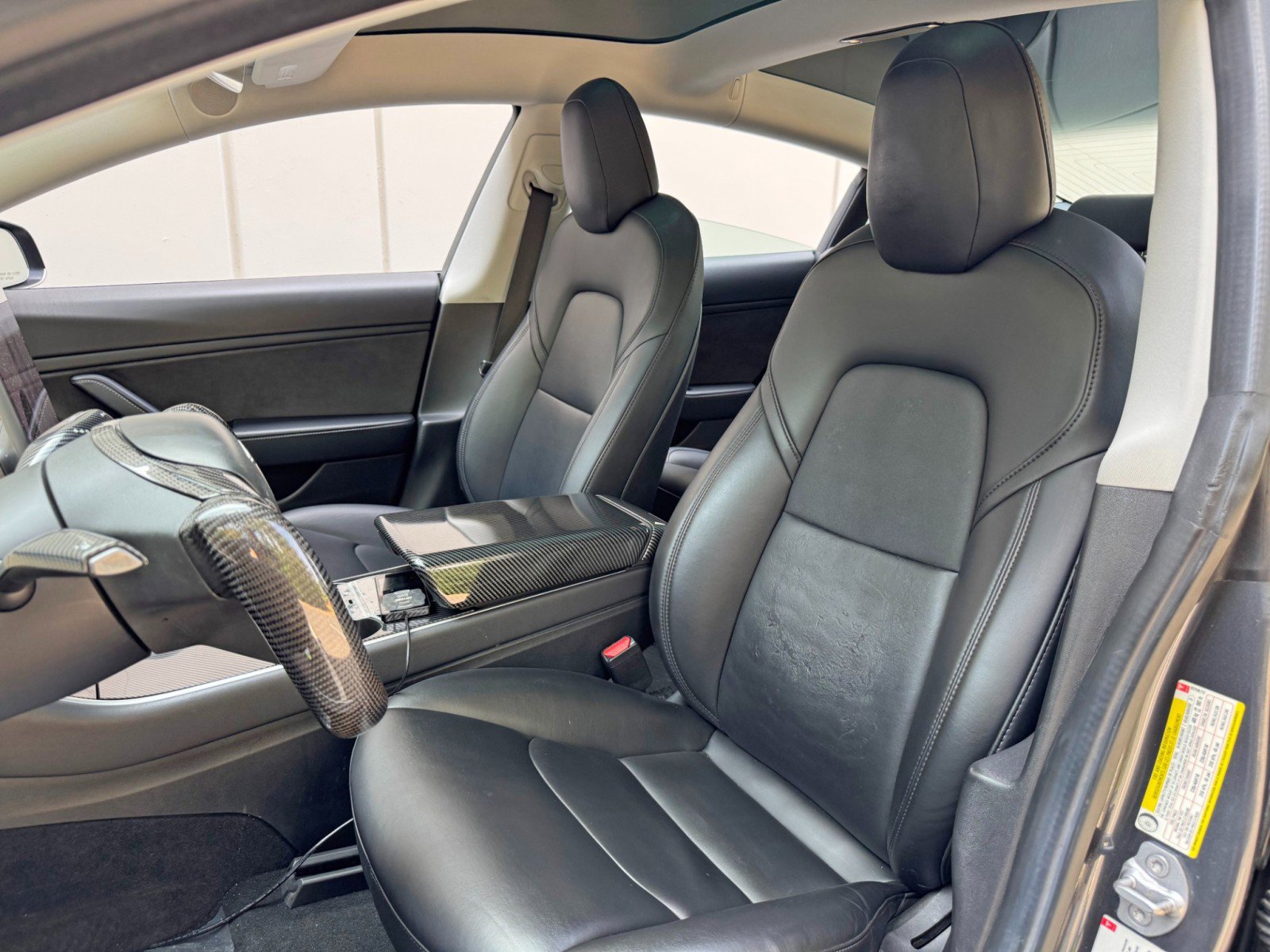 Used 2018 Tesla Model 3 Long Range RWD image 38