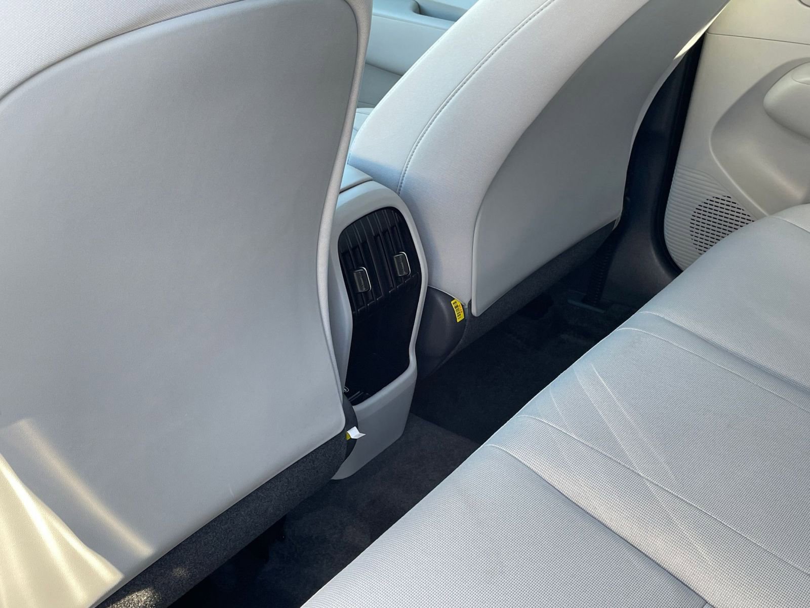 Used 2025 Hyundai Kona SEL image 24